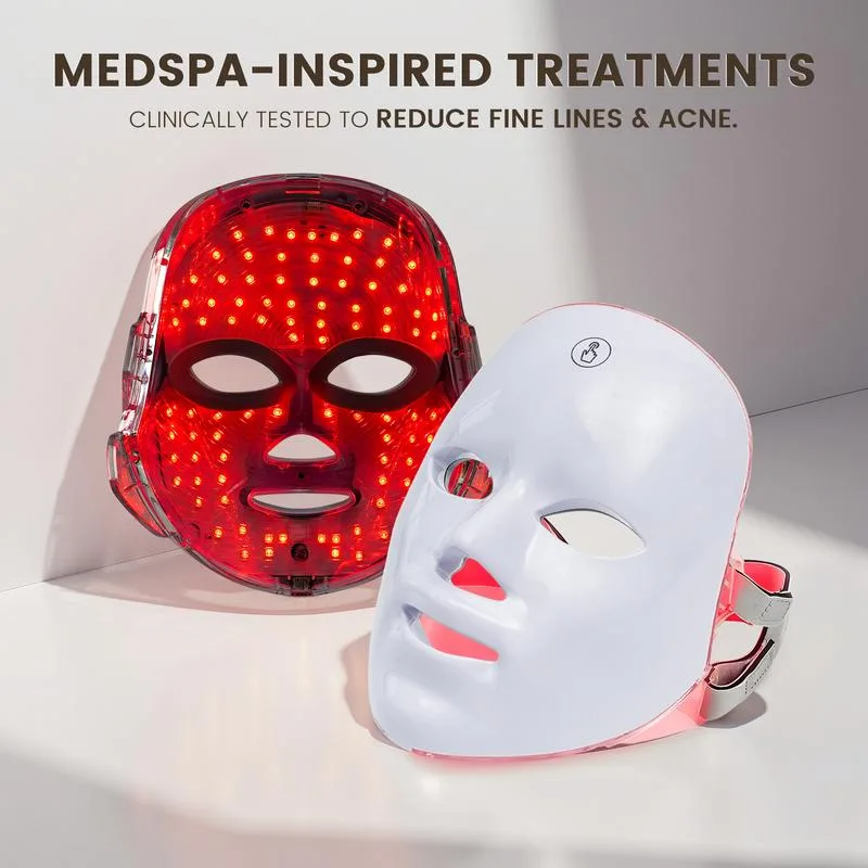 LED-masker met rood licht van binnen en buiten